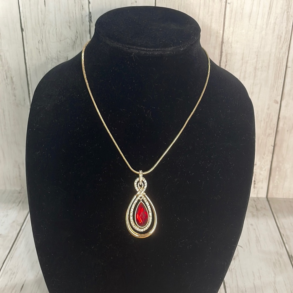 Dana Buchman Necklace